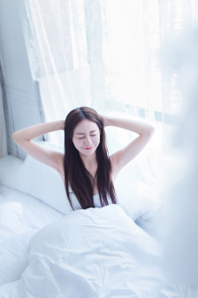 姬小满乳液狂飙奖励自己